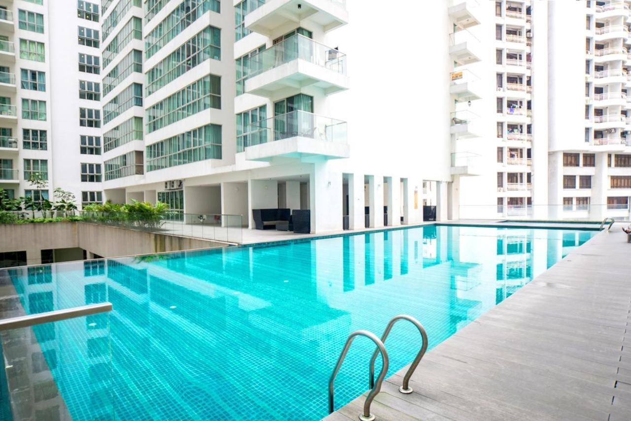 Klcc Inifinity Pool - The Regalia Residences & Suites By Kl Minsu Куала-Лумпур Экстерьер фото
